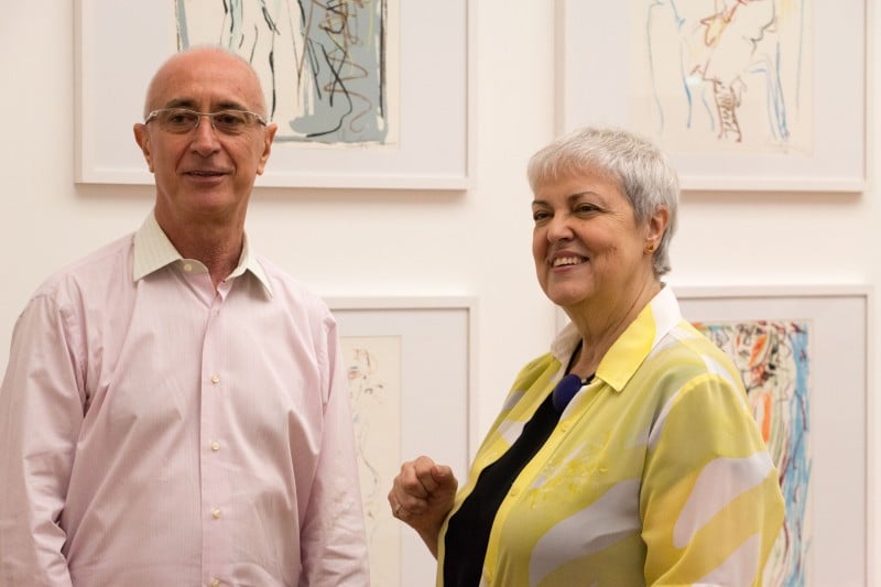 Fábio Coutinho e Angélica de Moraes, a curadora da mostra, na Fundação Iberê Camargo