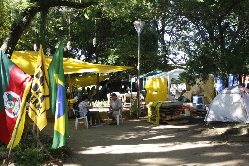 Acampamento no bairro Moinhos de Vento contará com food-trucks