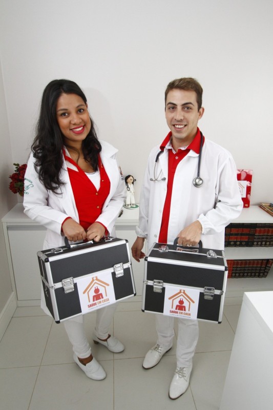 Greiciane Carati e Wilem Daminelli s&atilde;o s&oacute;cios na startup ga&uacute;cha Foto: FREDY VIEIRA/JC