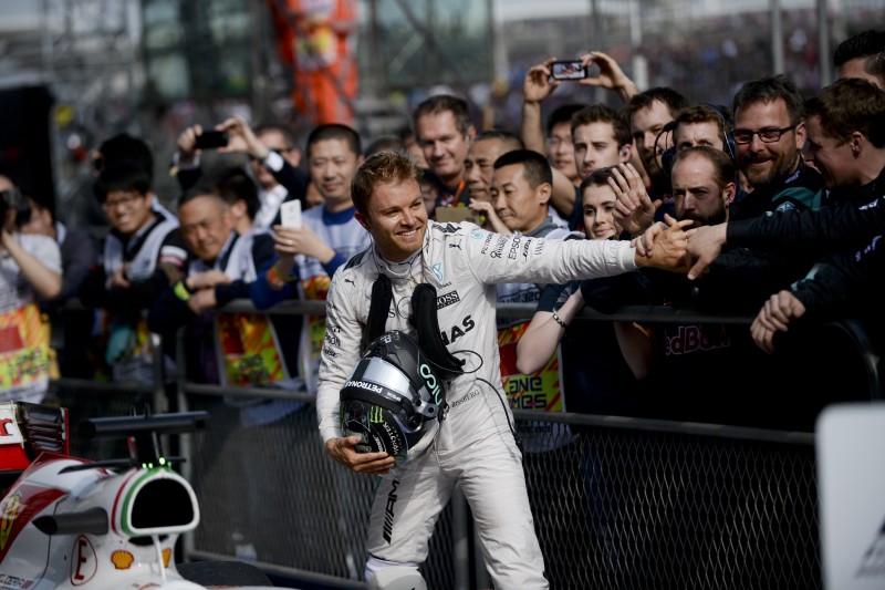 Rosberg celebrou muito a vitória na China, sua terceira na temporada