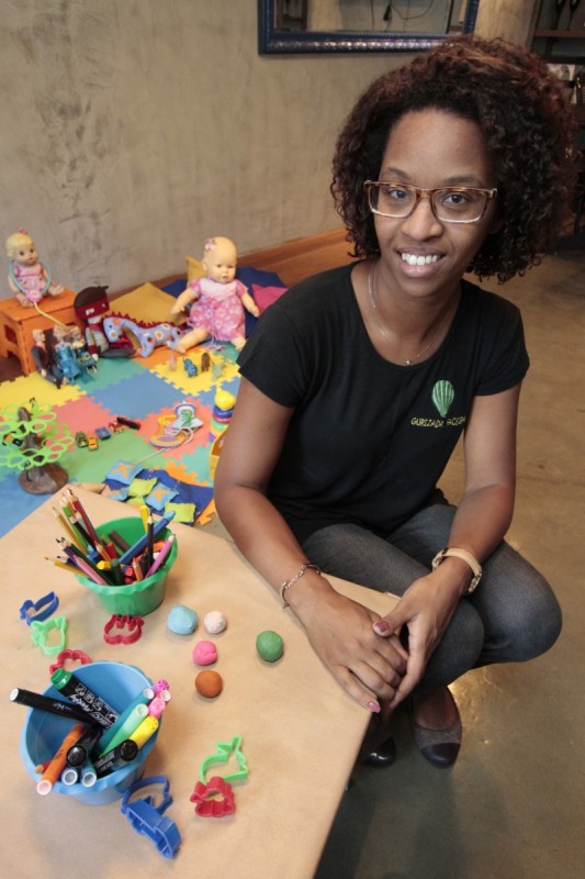 Luciane Brito, do Gurizada Faceira, cria espa&ccedil;os para crian&ccedil;as em eventos privados Foto: JONATHAN HECKLER/JC