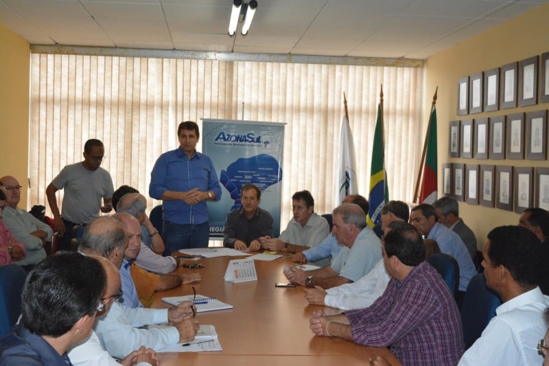 Prefeitos da Zona Sul reuniram-se com secretários estaduais em Pelotas