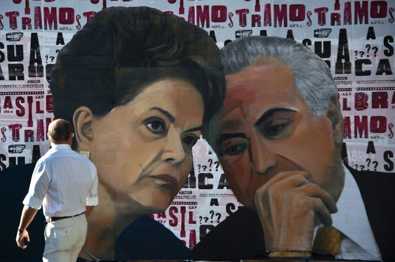 Táticas diferentes pautam Dilma e Temer