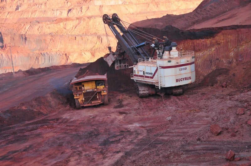 Com os efeitos do clima, a produção de minério de ferro da empresa caiu 6% no período