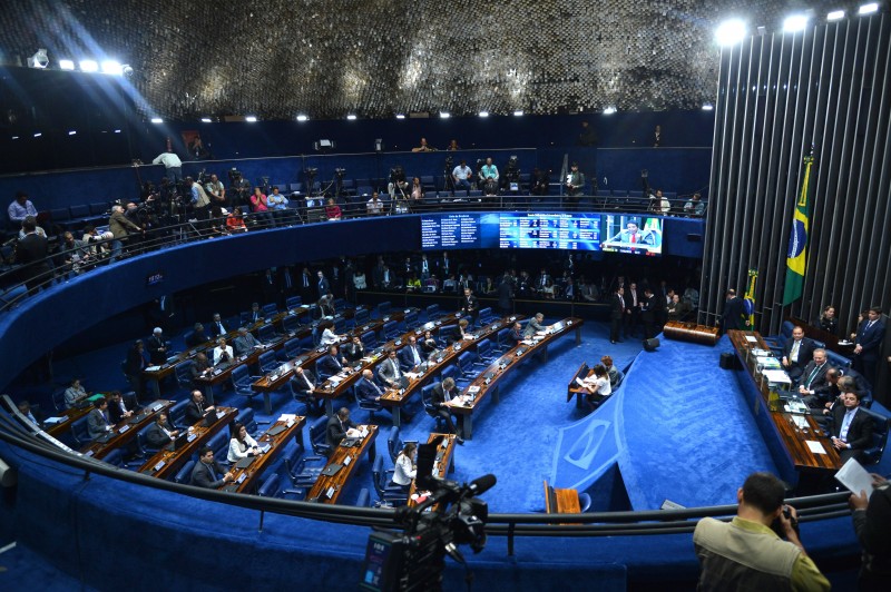 Sessão do Senado vota impeachment