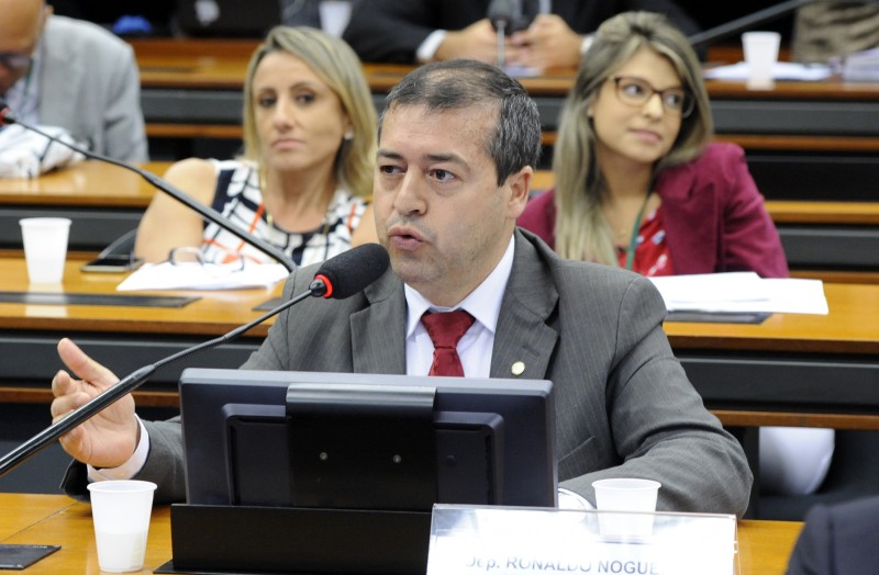 Ronaldo Nogueira é considerado parlamentar do baixo clero 