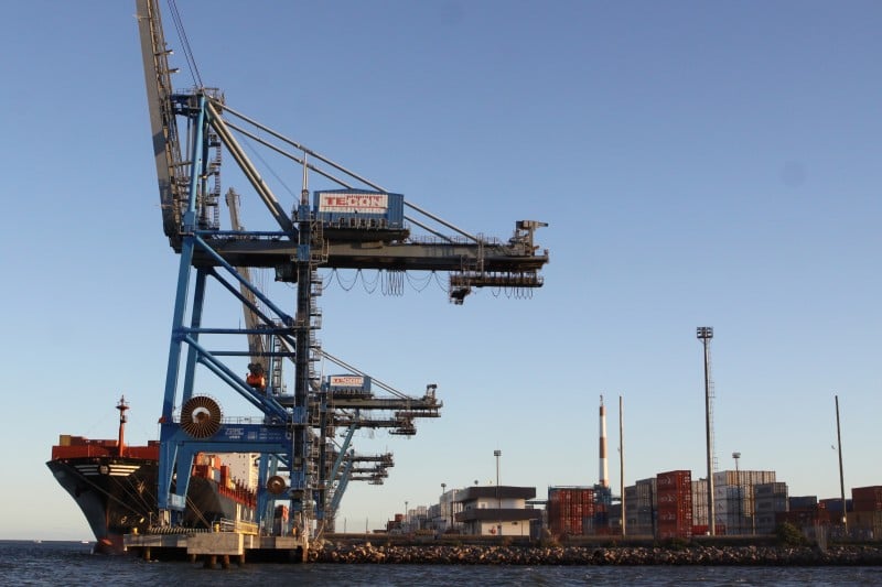 Na comparação com fevereiro de 2024, o resultado foi deficitário em US$ 23,9 bilhões (1,07% do PIB)