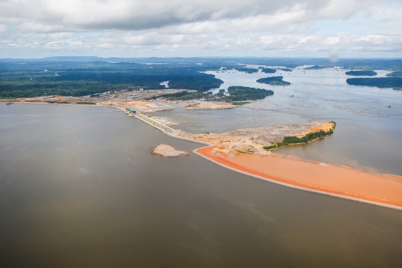 O Brasil precisa de mais usinas de grande porte como Belo Monte