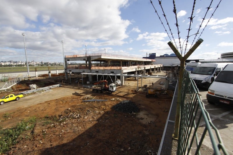 Ampliações e melhorias no terminal andam a passos lentos à espera do leilão para concessão