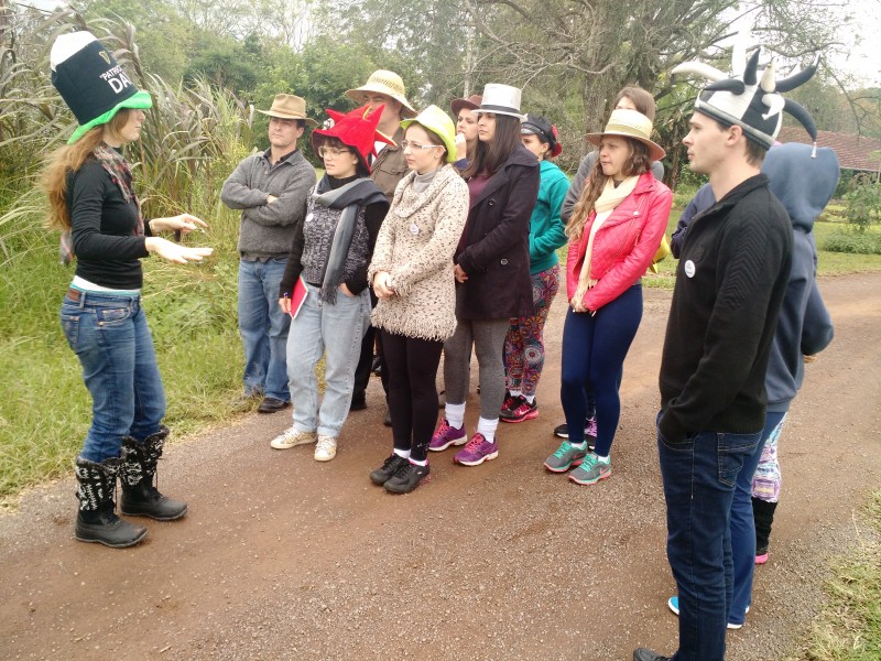 Tour na fazenda para explicar os conceitos do funcionamento Foto: Mauro Belo Schneider/Especial/JC