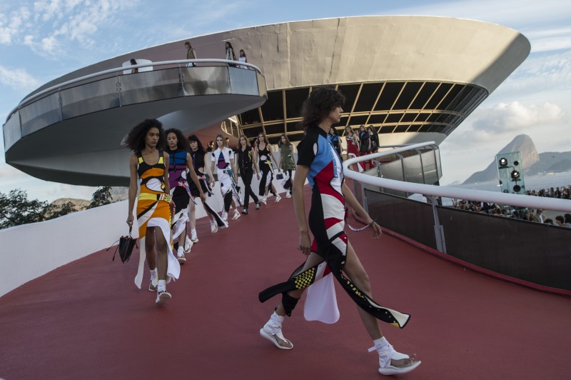 A marca repassará R$ 1,5 milhão para a reforma do Museu de Arte Contemporânea de Niterói 