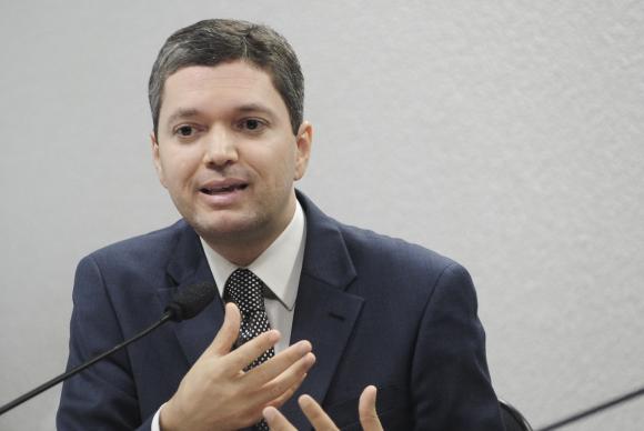 Fabiano Silveira é ministro da Fiscalização, Transparência e Controle de Temer