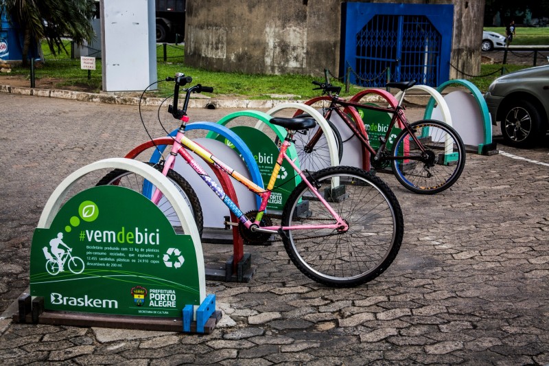 Bicicletários sustentáveis produzidos pela Braskem utilizam 19,5 kg de plásticos reciclados pós-consumo