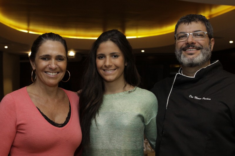 Marta, Paula e Marco Pacheco no jantar Confraria União Off Road 