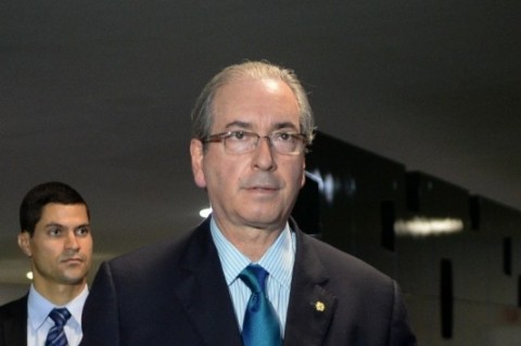 'Tropa de choque' busca blindar Eduardo Cunha 