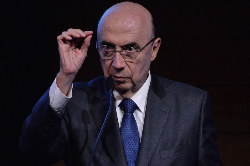  The Finance Minister in Brazil's interim government, Henrique Meirelles, speaks during the Economic Forum at the Brazil-France Chamber of Commerce in Sao Paulo, Brazil, on May 30, 2016. / AFP PHOTO / NELSON ALMEIDA  