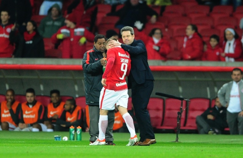 Técnico colorado exaltou a atuação na partida de ontem