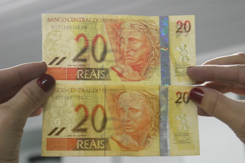 Não será preciso retirar extrato da conta para pedir a troca das notas