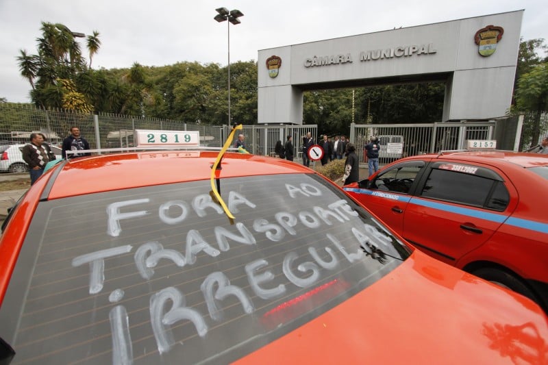 Carreata começou em torno do meio-dia e terminou somente às 17h 