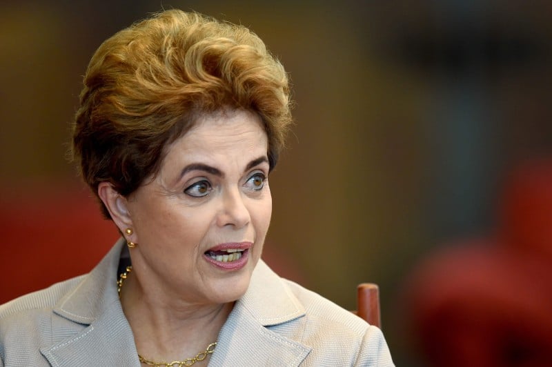 Presidente afastada acredita que atitude de Cunha foi para costurar o arquivamento da cassação