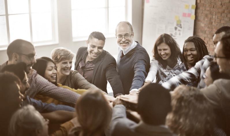 Programa ser&aacute; lan&ccedil;ado nesta quinta-feira, no Shopping Total, no Espa&ccedil;o Voz Foto: Endeavor/Divulga&ccedil;&atilde;o/JC