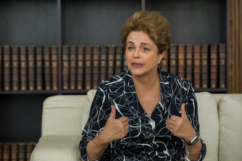 Junta aponta que decretos de Dilma são incompatíveis com meta fiscal