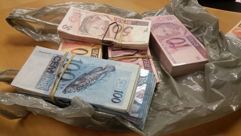 As notas eram fabricadas em Porto Alegre e distribuídas para todo o Brasil