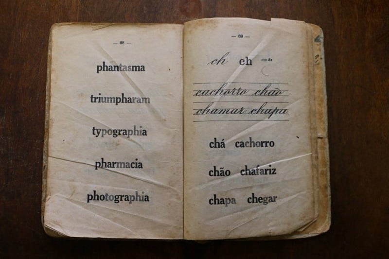 Cl&aacute;ssico americano, o Studbaker de 1951 atrai olhares de quem passa pela avenida Bahia, em Porto Alegre