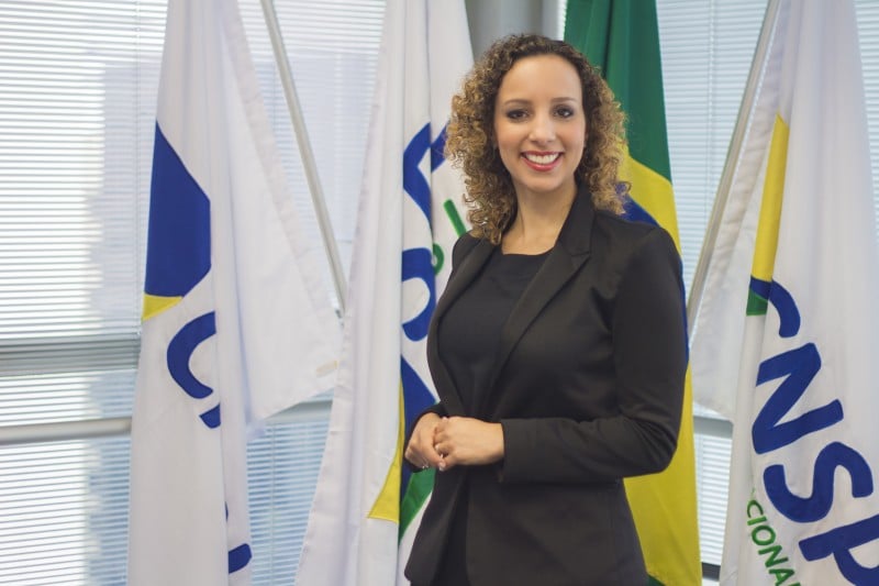 Economista-chefe do SPC Brasil recomenda que se faça uma planilha com os rendimentos, gastos fixos e variáveis