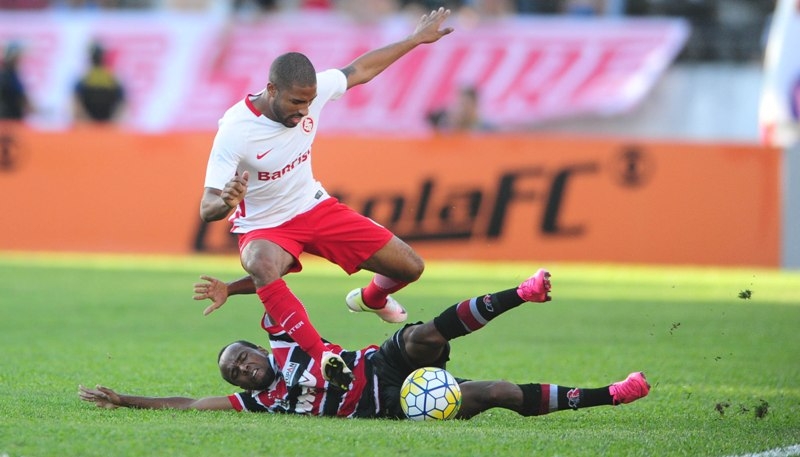 Inter é derrotado pelo Santa Cruz, e a situação de Argel se complica ainda mais