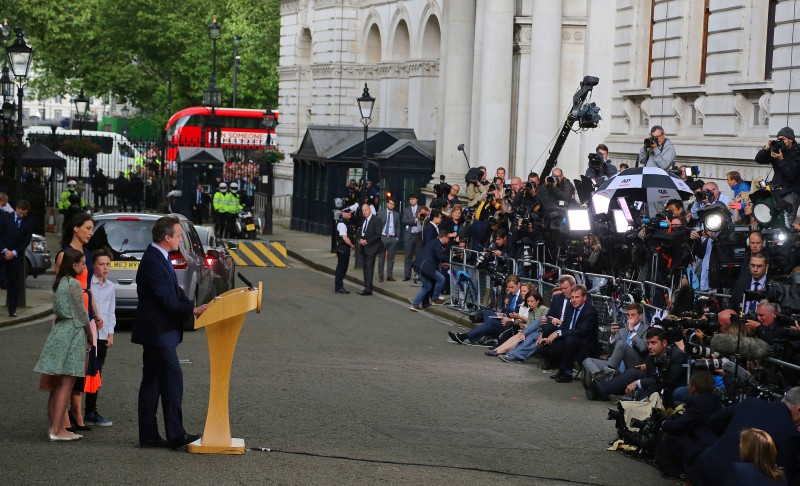 David Cameron deixou cargo de primeiro ministro do Reino Unido
