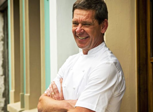 Junior Durski carrega a responsabilidade de administrar os quase 70 pontos do Restaurante Madero no Brasil e uma loja nos Estados Unidos