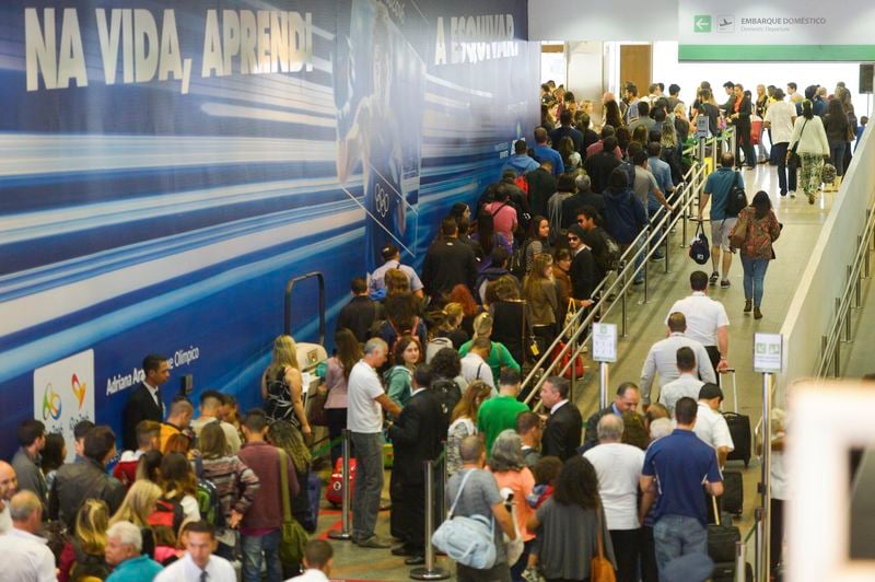 O setor aéreo brasileiro já registra 13 meses consecutivos de retração