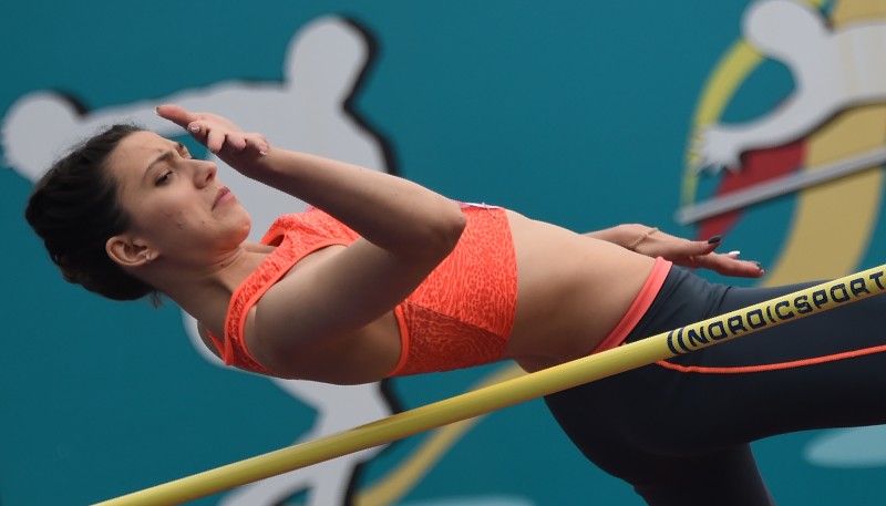 A atleta russa Mariya Kuchina, do salto em altura, é uma das que não irá aos jogos