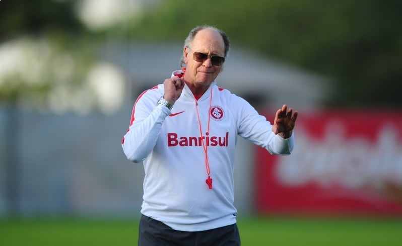 Falcão prepara a equipe para o confronto contra o Corinthians