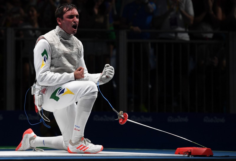 Toldo comemora após vencer mais uma. Ele já havia eliminado o atual campeão mundial 