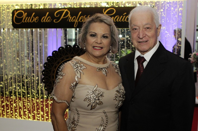 Iara e Silvio Malta nos 50 anos do Clube do Professor Gaúcho     