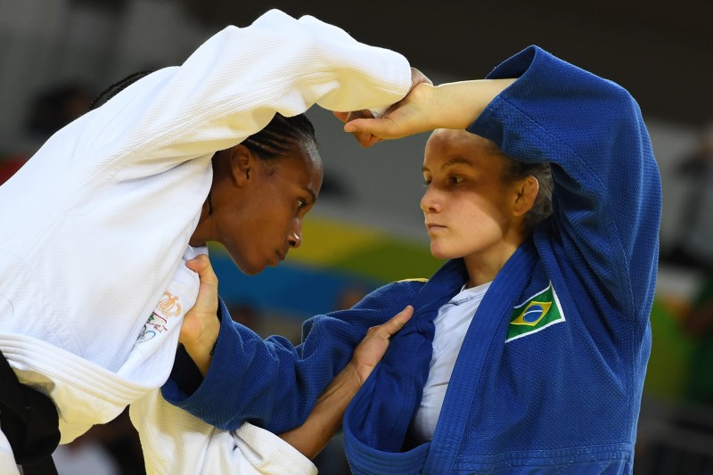 Judoca gaúcha venceu a marroquina Assmaa Niang