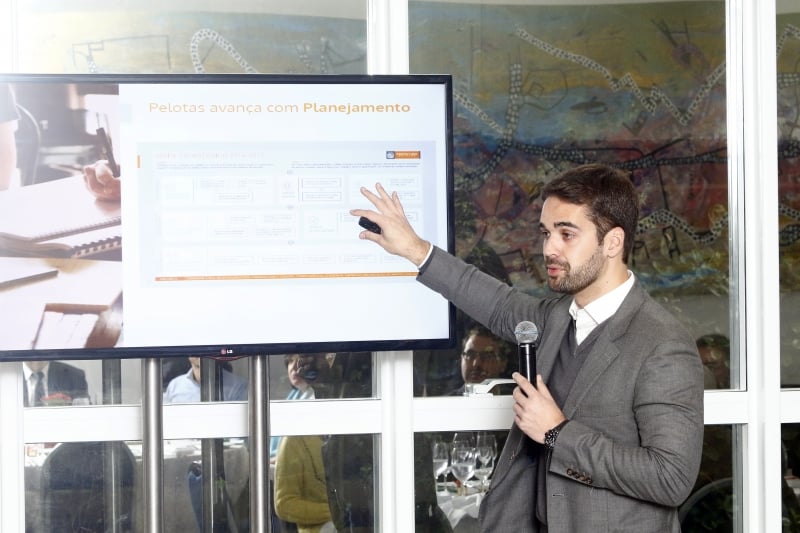 Prefeito Eduardo Leite não é candidato, mas quer deixar projeto encaminhado