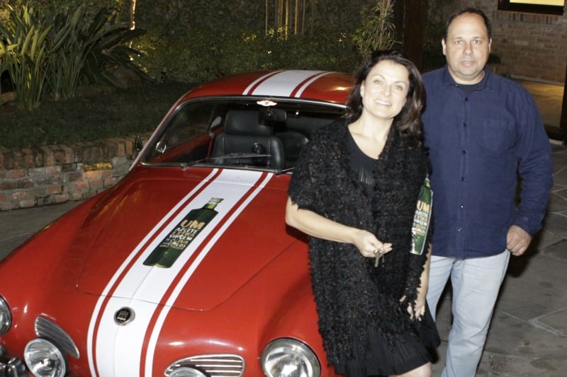 Carlos Marin, gerente-geral do Wish Serrano, com Jandira e Nestor Tissot, ele o prefeito de Gramado