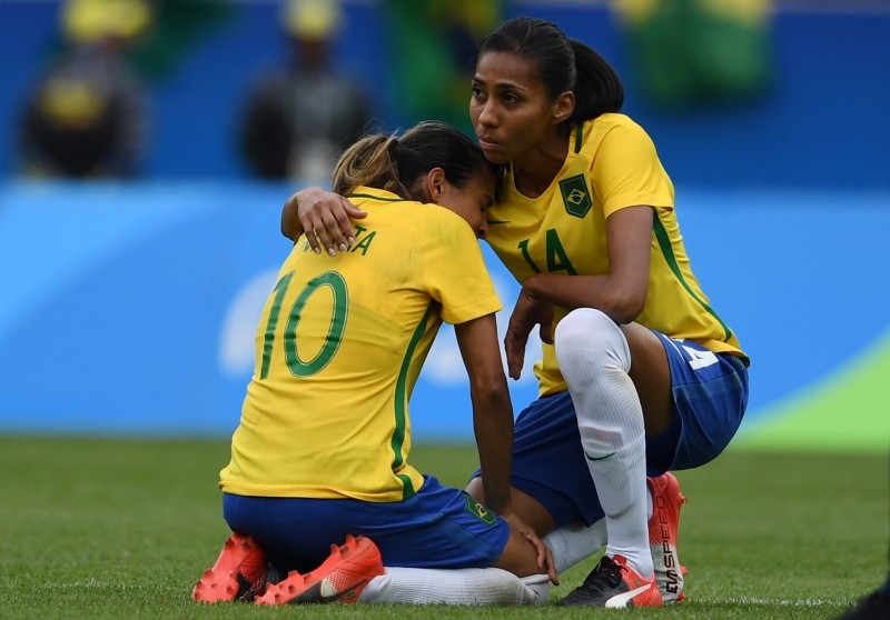 O Brasil perdeu, na disputa dos pênaltis, por 4 a 3