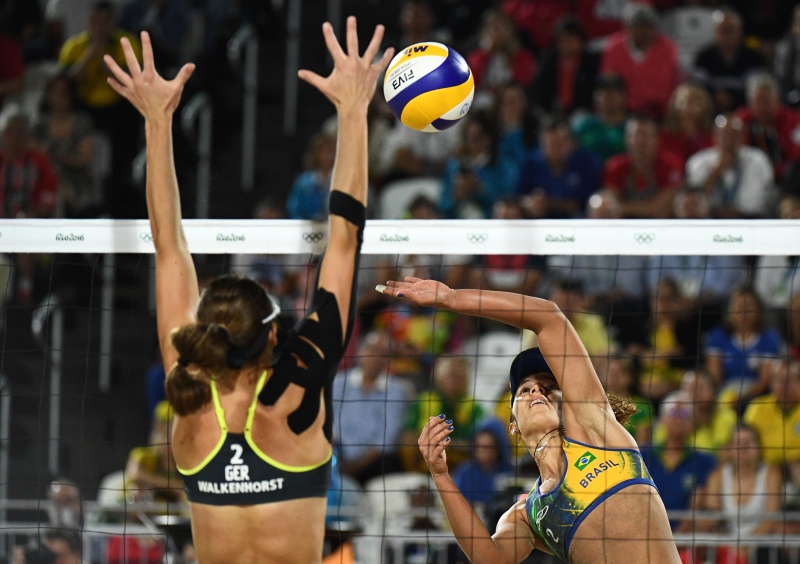 Bárbara (d) não conseguiu superar o bloqueio das alemãs na decisão