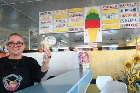 Helen trabalha na sorveteria h� 31 anos, desde que casou com Rog�rio Dr�se