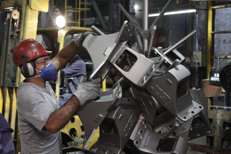Aumento dos postos de trabalho no setor é considerado um sinal de recuperação da economia brasileira