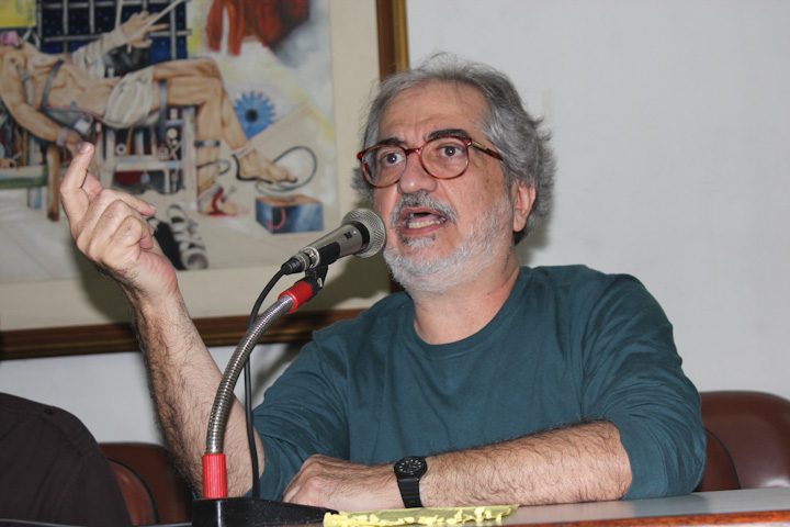 Geneton Moraes Neto deixou a mulher, duas filhas e netos