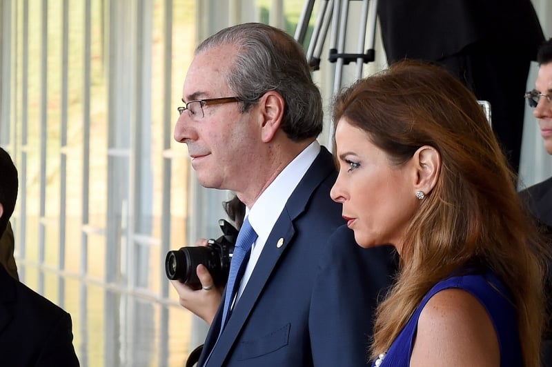 A Justiça Federal decidiu manter o bloqueio dos bens do deputado afastado Eduardo Cunha e de sua mulher, a jornalista Cláudia Cruz