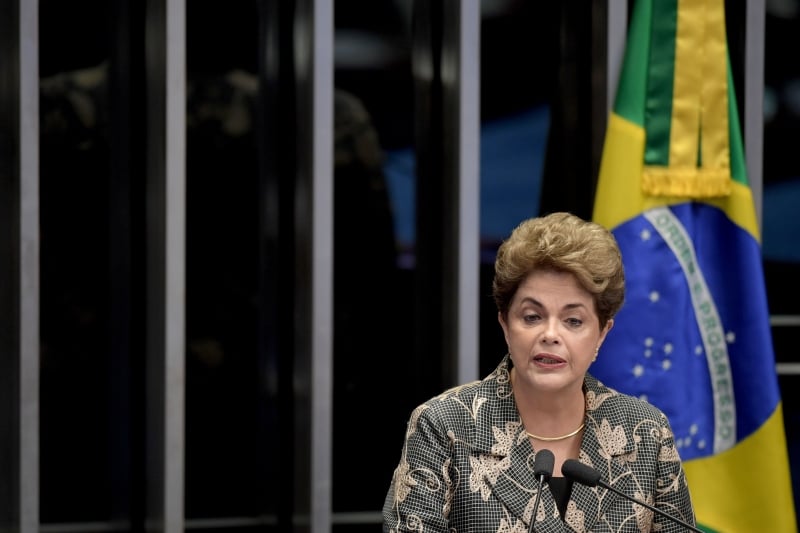 "Aos quase 70 anos de idade, não seria agora que abdicaria dos serviços que sempre me guiaram", afirmou Dilma em seu depoimento