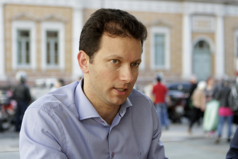 "N&atilde;o se consegue tirar algu&eacute;m da criminalidade sem uma porta de sa&iacute;da"