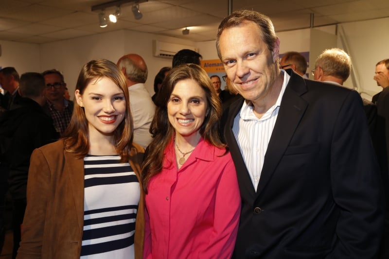 Brindes no Rio
foto 1
Vitor Tovar e Gabriela Vargas esbanjaram felicidade
  
