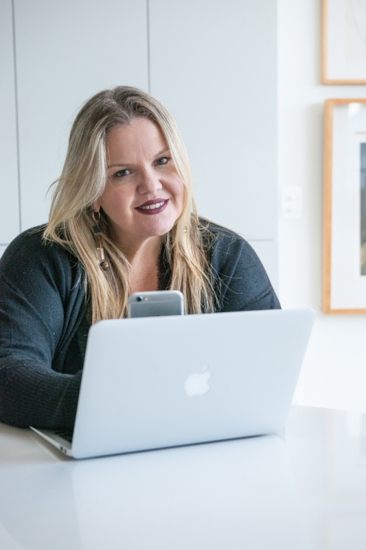 Mauren, da MM Conte�do, lan�ou o grupo em maio